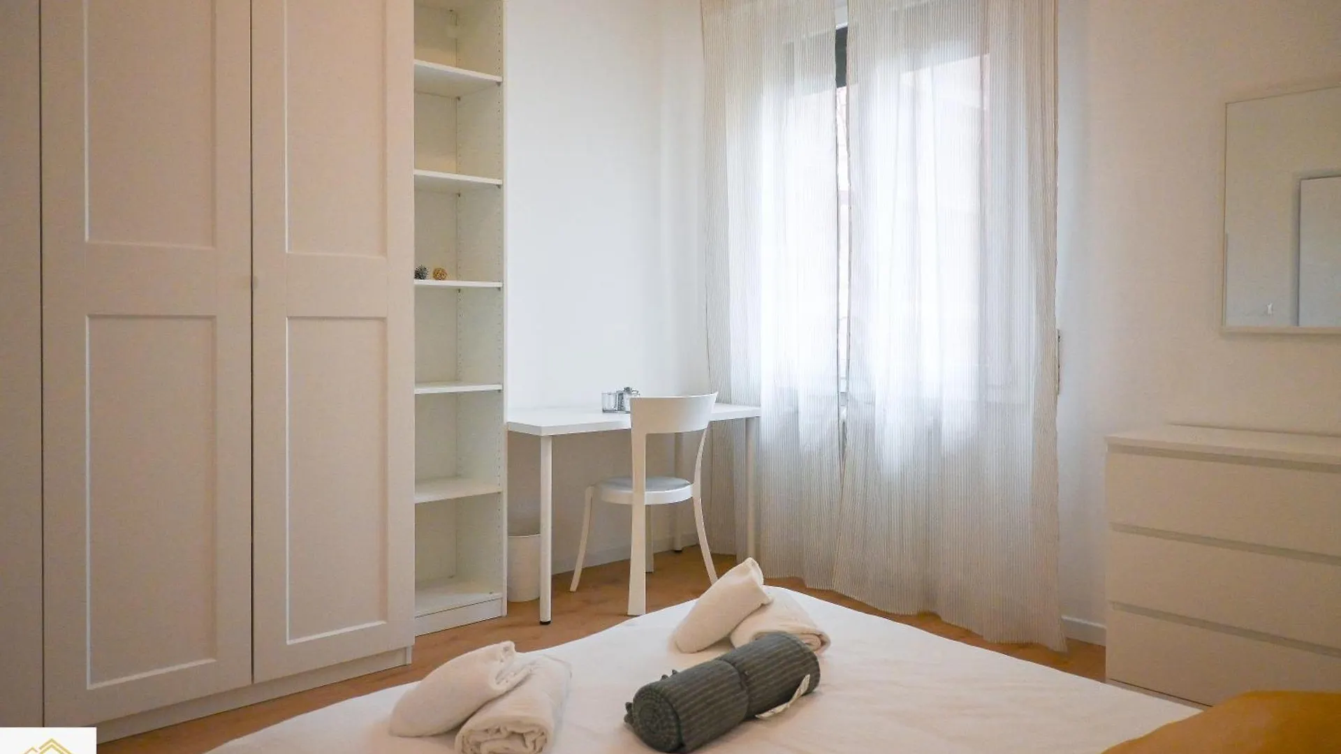 Inn Pisa Rentals - The Modern City Flat Apartment