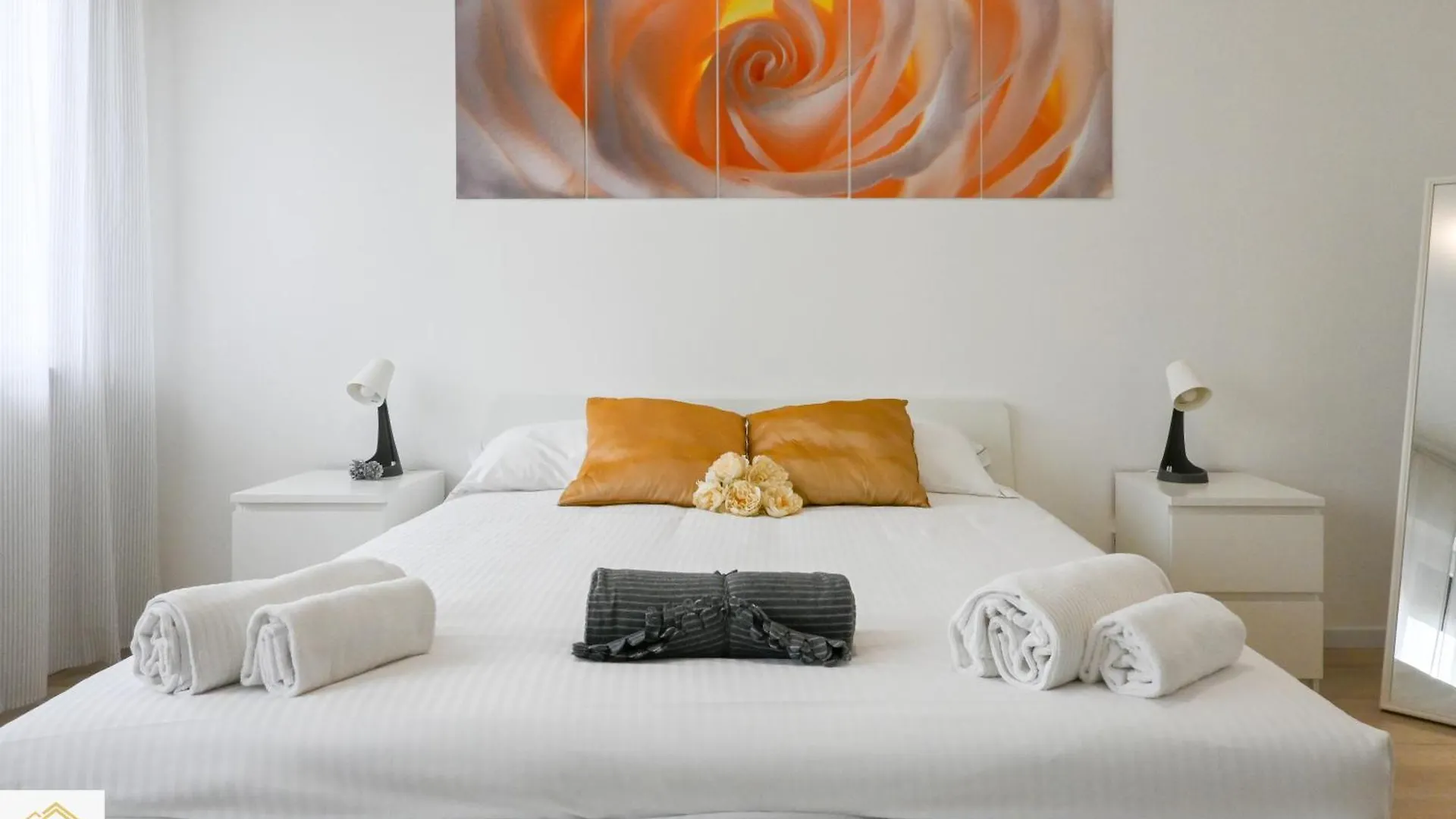 Inn Pisa Rentals - The Modern City Flat 0*,